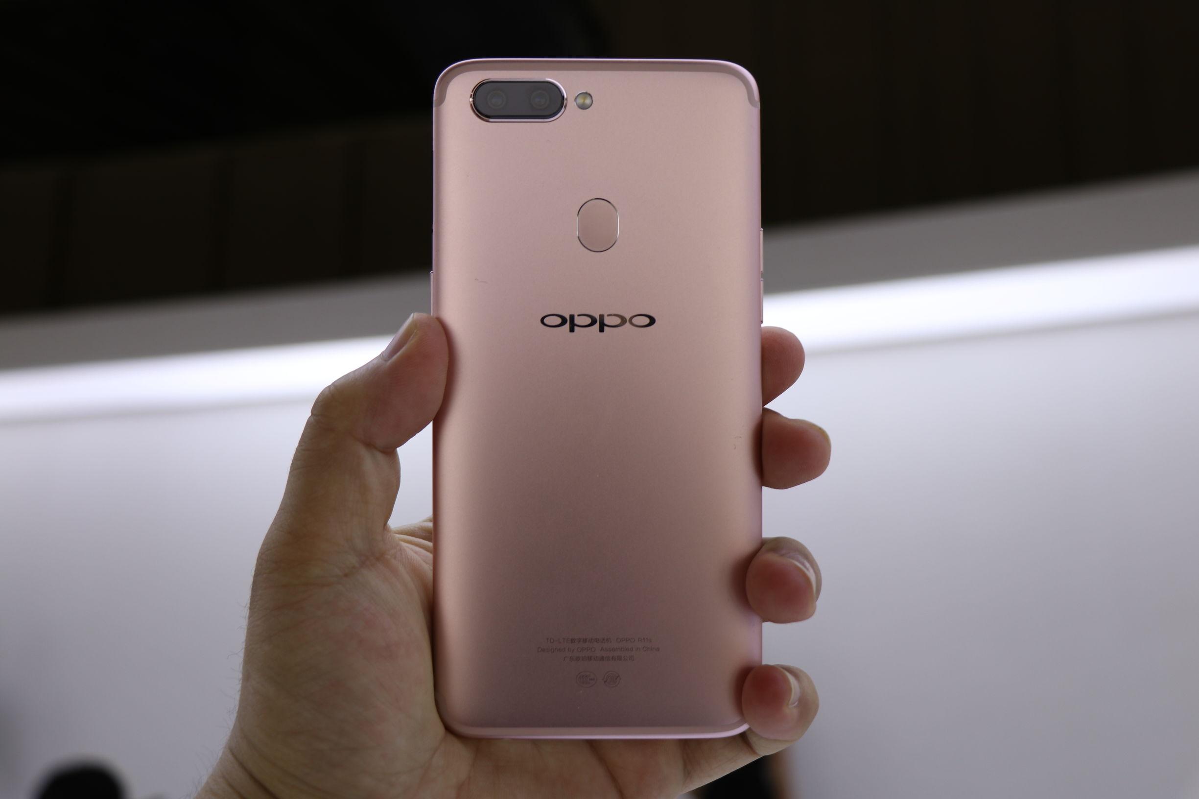 OPPO 2017新款红色手机，时尚与科技的完美融合